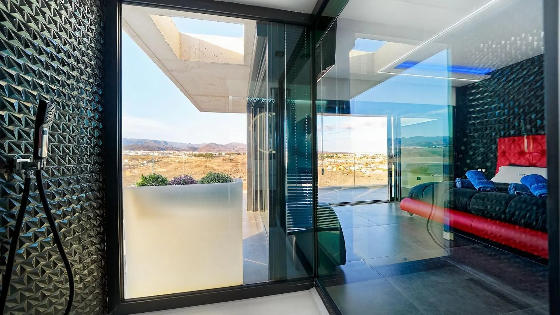 Blue Star Meloneras Villa San Bartolomé İspanya